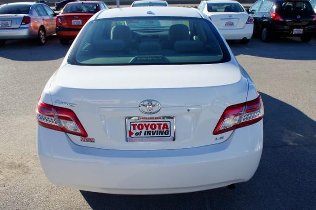 Toyota Camry 2011 photo 1