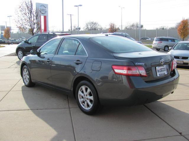 Toyota Camry 2011 photo 1