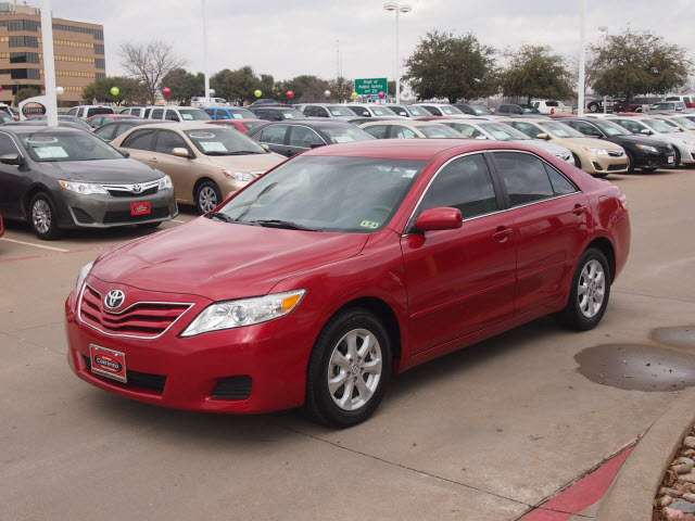 Toyota Camry 2011 photo 2