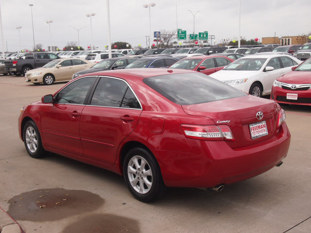 Toyota Camry 2011 photo 4