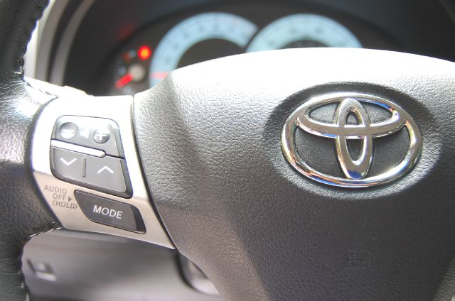 Toyota Camry 2011 photo 8