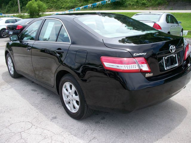 Toyota Camry 2011 photo 1