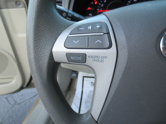 Toyota Camry 2011 photo 6