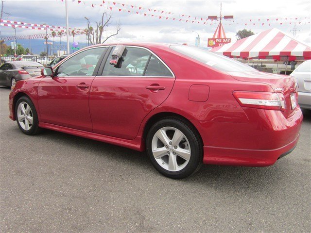 Toyota Camry 2011 photo 1