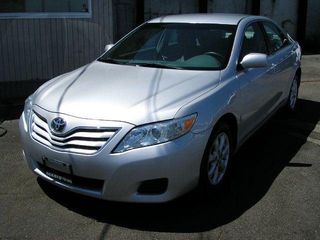 Toyota Camry 2011 photo 1