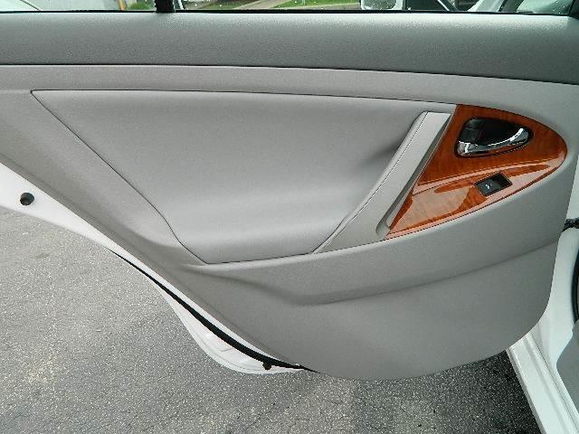 Toyota Camry 2011 photo 20