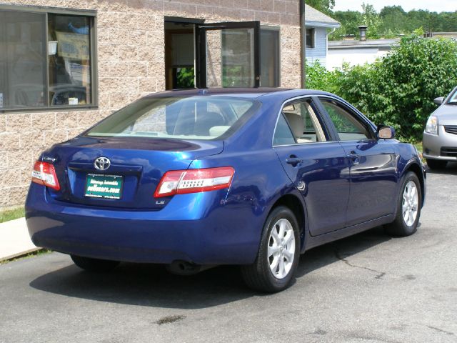 Toyota Camry 2011 photo 1