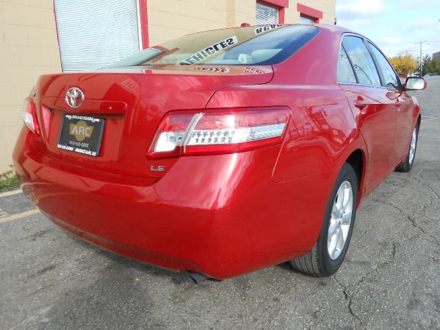 Toyota Camry 2011 photo 2