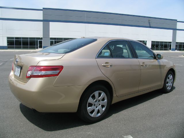 Toyota Camry 2011 photo 2