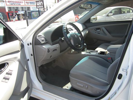 Toyota Camry 2011 photo 1