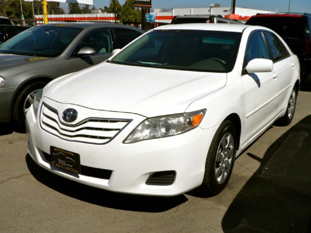 Toyota Camry 2011 photo 3