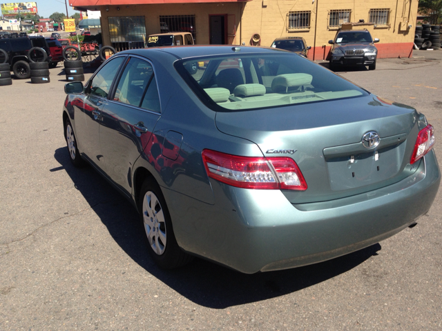 Toyota Camry 2011 photo 2