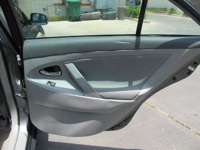 Toyota Camry 2011 photo 14