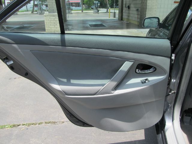 Toyota Camry 2011 photo 19