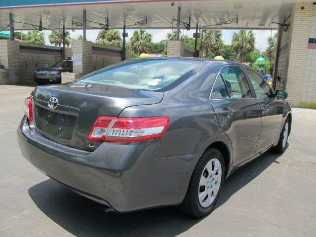 Toyota Camry 2011 photo 30