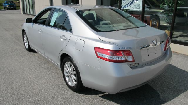 Toyota Camry 2011 photo 2