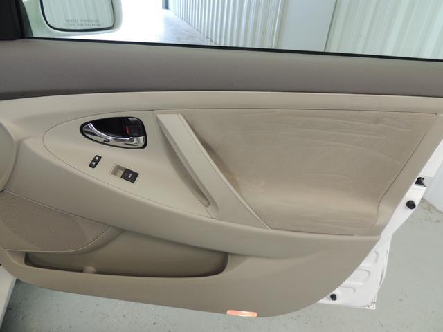 Toyota Camry 2011 photo 14