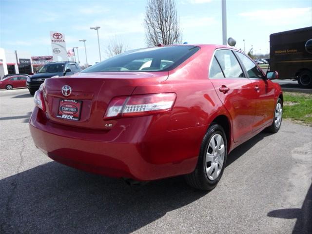 Toyota Camry 2011 photo 2