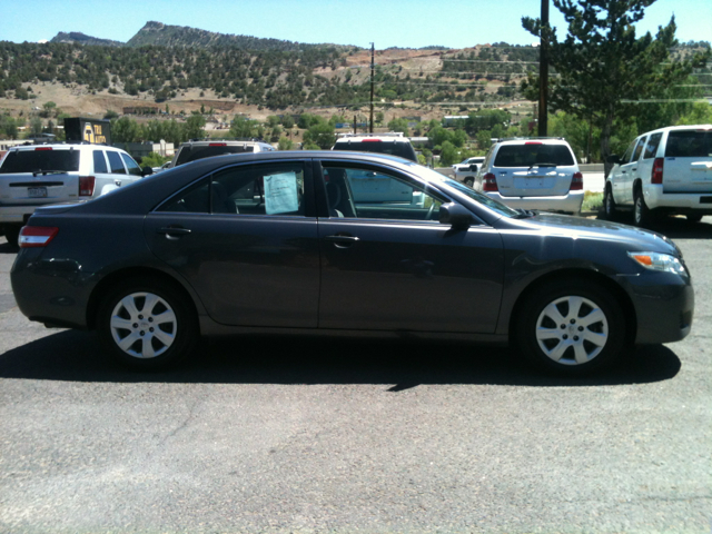 Toyota Camry Limited 3.0R VDC AWD Wagon Sedan