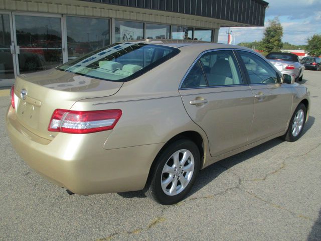 Toyota Camry 2011 photo 2