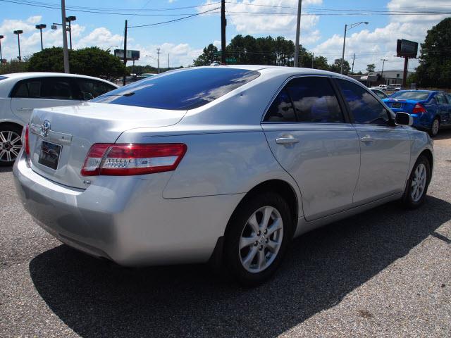 Toyota Camry 2011 photo 1