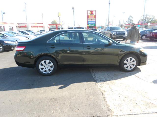 Toyota Camry 2011 photo 2