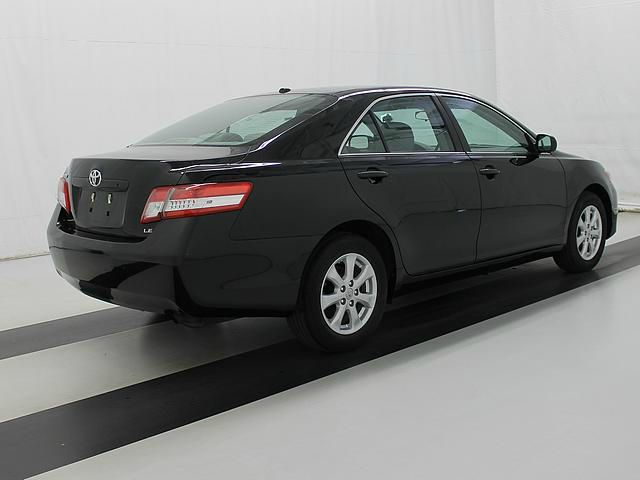 Toyota Camry 2011 photo 1