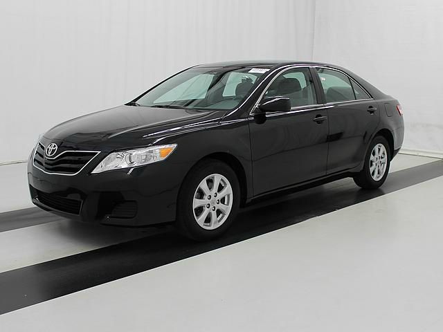 Toyota Camry 2011 photo 2