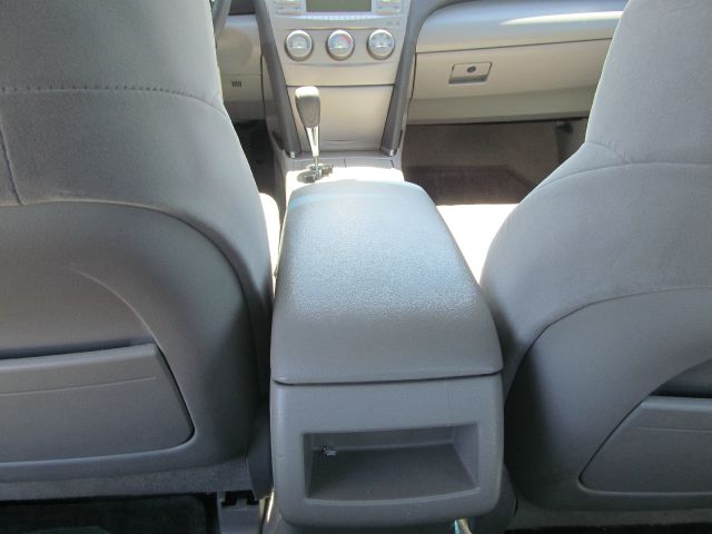 Toyota Camry 2011 photo 17