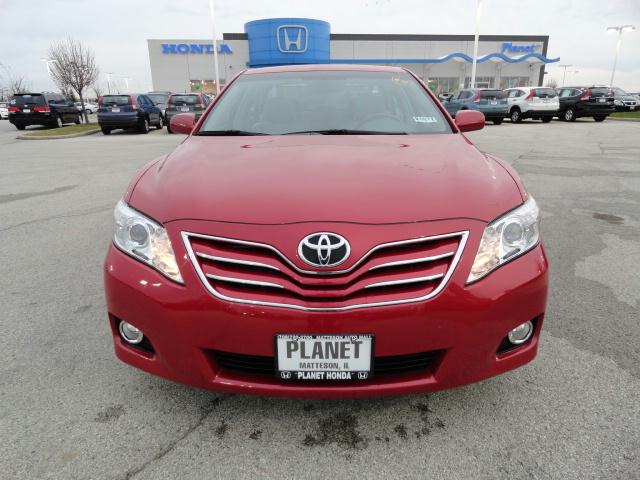 Toyota Camry 2011 photo 1