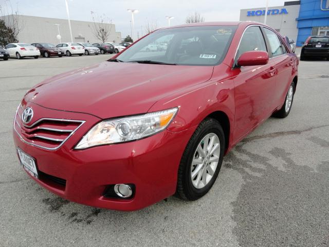 Toyota Camry 2011 photo 2