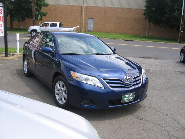 Toyota Camry 2011 photo 1