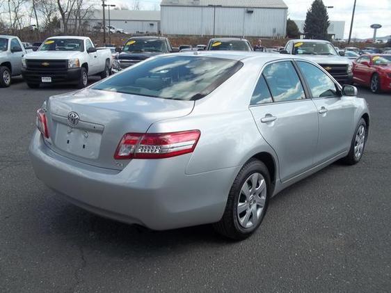 Toyota Camry 2011 photo 11