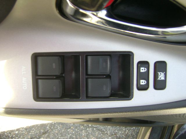 Toyota Camry 2011 photo 12