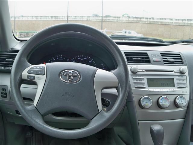 Toyota Camry 2011 photo 1