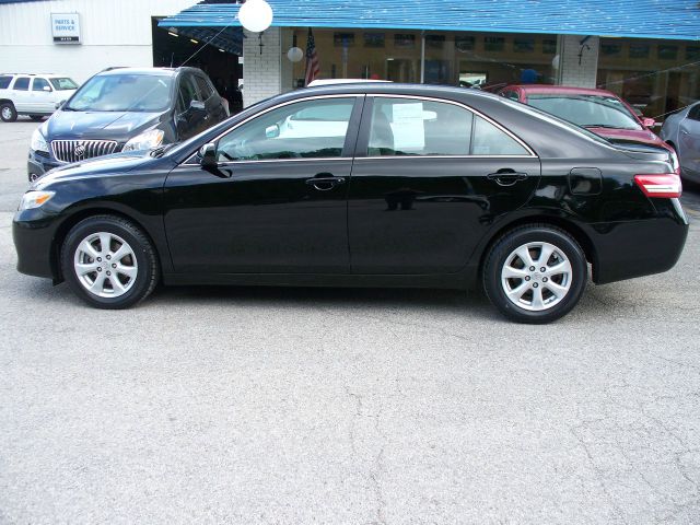 Toyota Camry 2011 photo 2