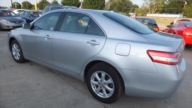 Toyota Camry 2011 photo 2