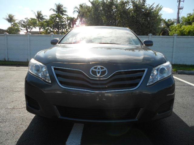 Toyota Camry 2011 photo 1