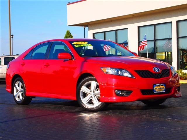 Toyota Camry 5D Sedan Sedan