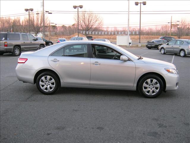 Toyota Camry 2011 photo 2