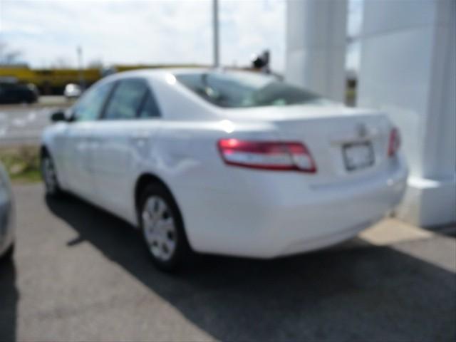 Toyota Camry 2011 photo 2