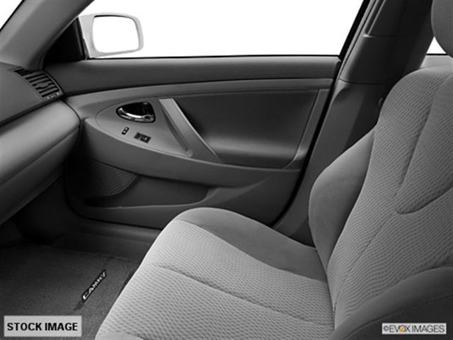 Toyota Camry 2011 photo 2