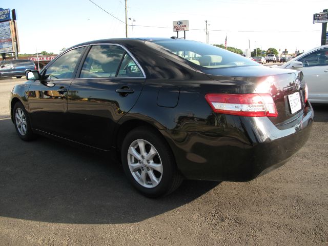 Toyota Camry 2011 photo 2