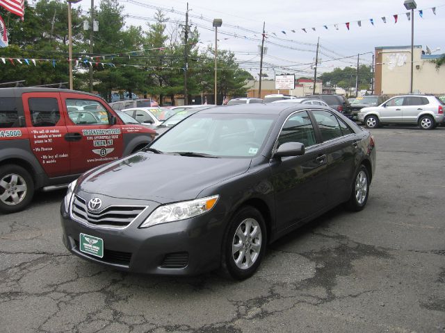 Toyota Camry 2011 photo 2