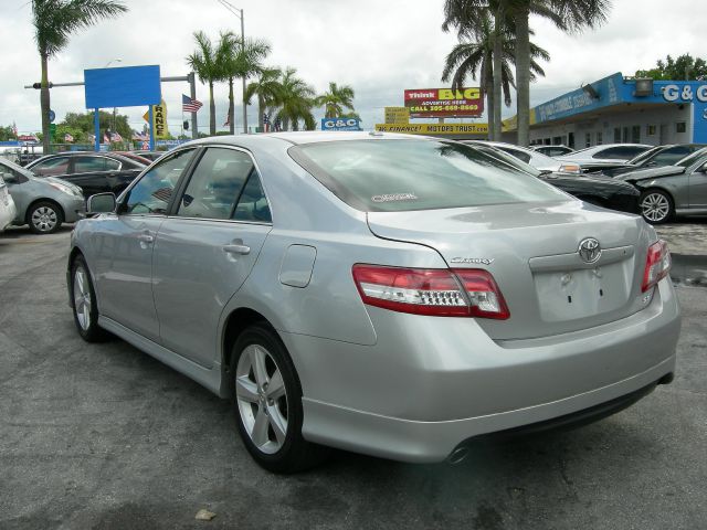 Toyota Camry 2011 photo 6