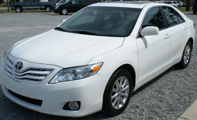 Toyota Camry 5dr Hatchback Automatic Sedan