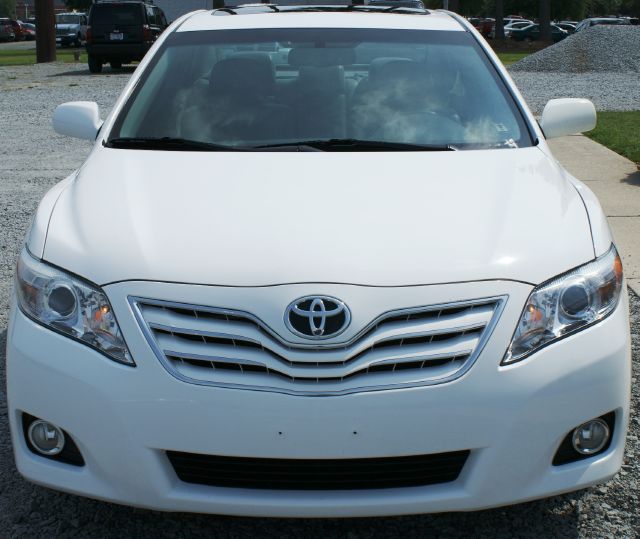 Toyota Camry 2011 photo 1