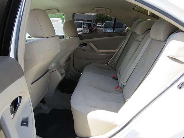 Toyota Camry 2011 photo 1