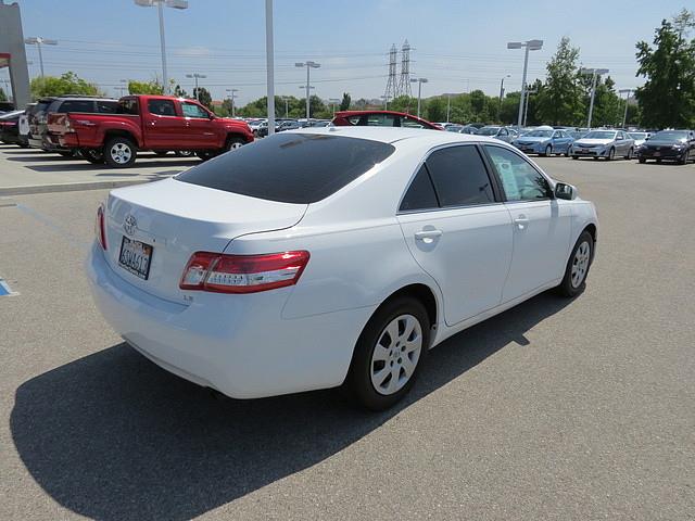 Toyota Camry 2011 photo 12