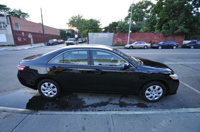 Toyota Camry 2011 photo 1